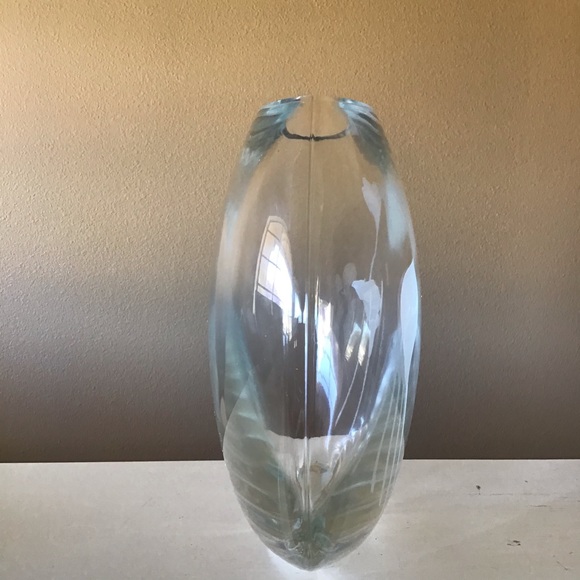 Mikasa Calla Lilly Crystal Vase - Picture 2 of 4